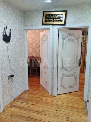 3 otaqlı Köhnə tikili, Həzi Aslanov m., Bakı
