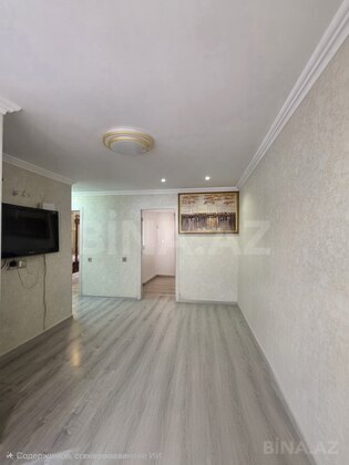 3 otaqlı Köhnə tikili, İnşaatçılar m., Bakı