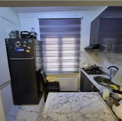 2 otaqlı Köhnə tikili, Memar Əcəmi m., Bakı