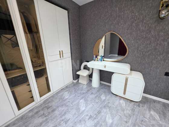 3 otaqlı Yeni tikili, 8 Noyabr m., Bakı
