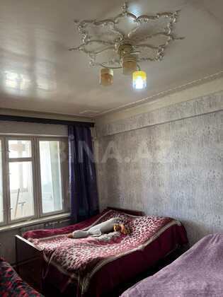 3 otaqlı Köhnə tikili, Elmlər Akademiyası m., Bakı