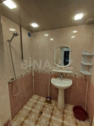 3 otaqlı Köhnə tikili, Elmlər Akademiyası m., Bakı