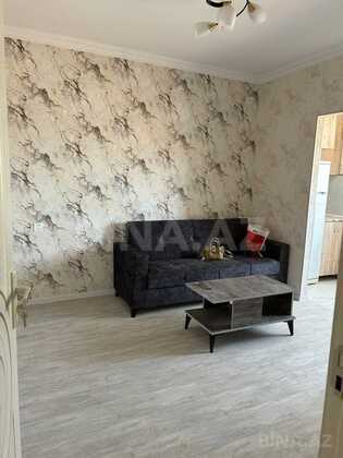 2 otaqlı Köhnə tikili, Qaraçuxur q., Bakı