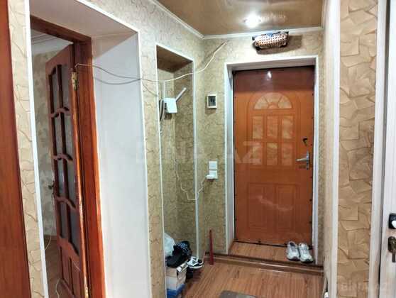 3 otaqlı Köhnə tikili, Elmlər Akademiyası m., Bakı