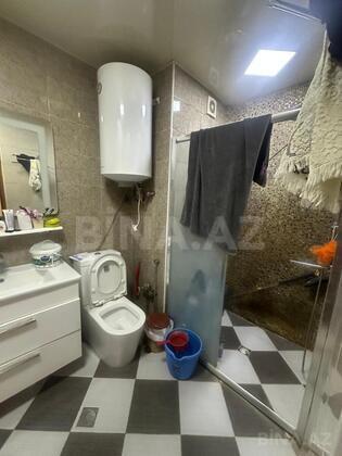 3 otaqlı Köhnə tikili, Memar Əcəmi m., Bakı
