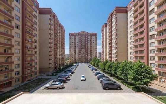 3 otaqlı Yeni tikili, Xırdalan