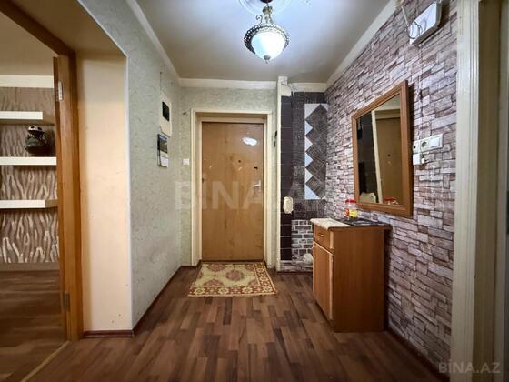 3 otaqlı Köhnə tikili, Elmlər Akademiyası m., Bakı