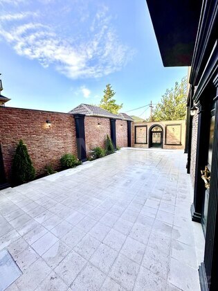 5 otaqlı Həyət evi/Bağ evi, Badamdar q., Bakı