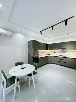 6 otaqlı Həyət evi/Bağ evi, Mərdəkan q., Bakı