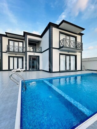 6 otaqlı Həyət evi/Bağ evi, Mərdəkan q., Bakı
