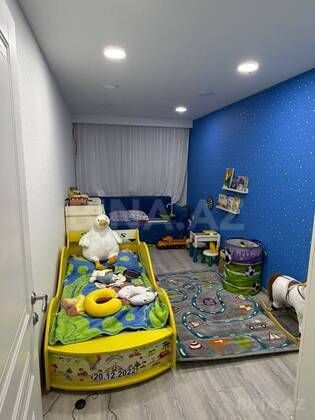 3 otaqlı Köhnə tikili, Qara Qarayev m., Bakı