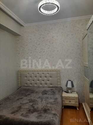 3 otaqlı Yeni tikili, Xırdalan