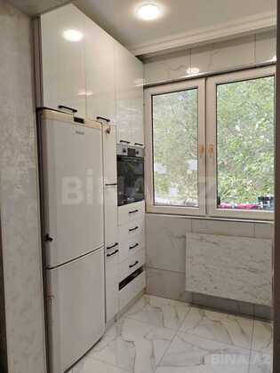 2 otaqlı Köhnə tikili, 20 Yanvar m., Bakı