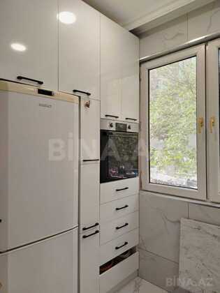 2 otaqlı Köhnə tikili, 20 Yanvar m., Bakı