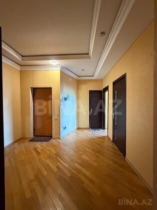 3 otaqlı Yeni tikili, İnşaatçılar m., Bakı