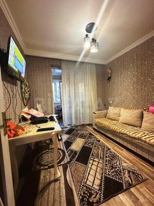 3 otaqlı Köhnə tikili, Neftçilər m., Bakı