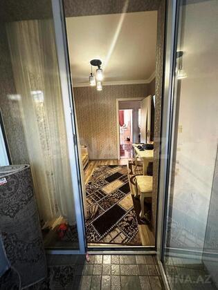 3 otaqlı Köhnə tikili, Neftçilər m., Bakı