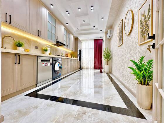 3 otaqlı Yeni tikili, Qara Qarayev m., Bakı