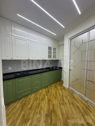 3 otaqlı Yeni tikili, 7-ci mikrorayon q., Bakı