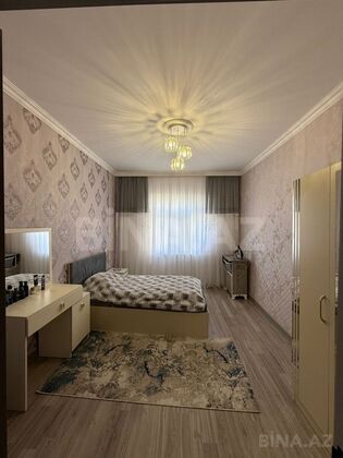 4 otaqlı Köhnə tikili, 20 Yanvar m., Bakı