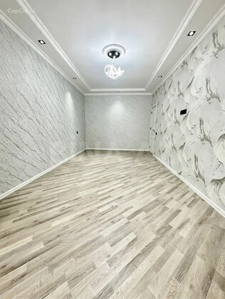 2 otaqlı Köhnə tikili, Qara Qarayev m., Bakı