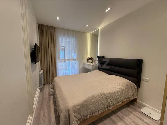 3 otaqlı Köhnə tikili, Gənclik m., Bakı