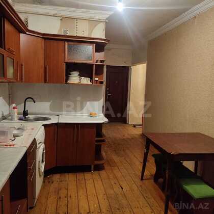 2 otaqlı Köhnə tikili, Bakıxanov q., Bakı