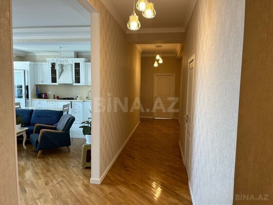 3 otaqlı Yeni tikili, Qara Qarayev m., Bakı