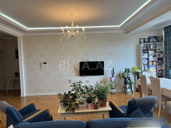 3 otaqlı Yeni tikili, Qara Qarayev m., Bakı