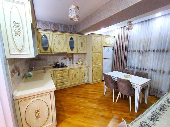 3 otaqlı Yeni tikili, Həzi Aslanov m., Bakı