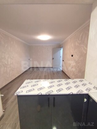 2 otaqlı Köhnə tikili, Elmlər Akademiyası m., Bakı