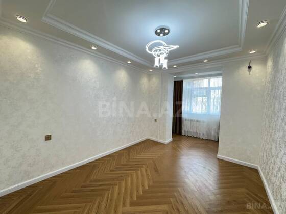 2 otaqlı Köhnə tikili, Əhmədli m., Bakı