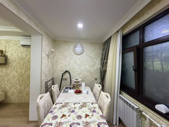 2 otaqlı Köhnə tikili, Azadlıq Prospekti m., Bakı