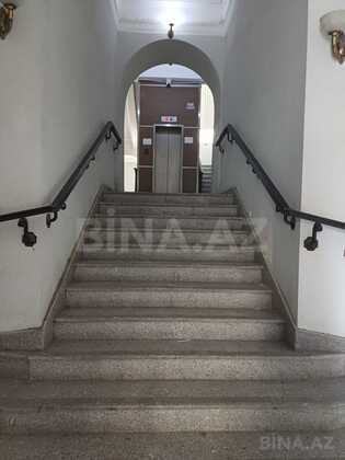 3 otaqlı Köhnə tikili, Sahil m., Bakı