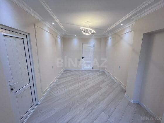4 otaqlı Köhnə tikili, Xalqlar Dostluğu m., Bakı