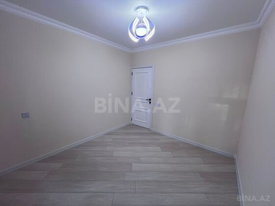 4 otaqlı Köhnə tikili, Xalqlar Dostluğu m., Bakı