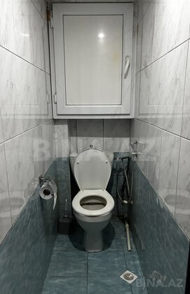 3 otaqlı Köhnə tikili, Bakıxanov q., Bakı