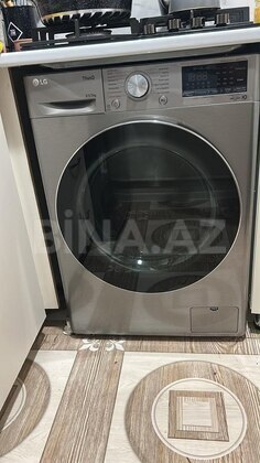 2 otaqlı Köhnə tikili, Memar Əcəmi m., Bakı