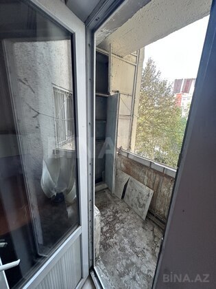 1 otaqlı Köhnə tikili, İnşaatçılar m., Bakı
