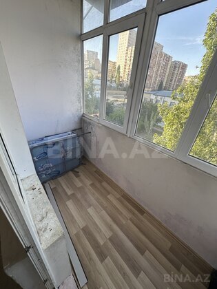 1 otaqlı Köhnə tikili, İnşaatçılar m., Bakı