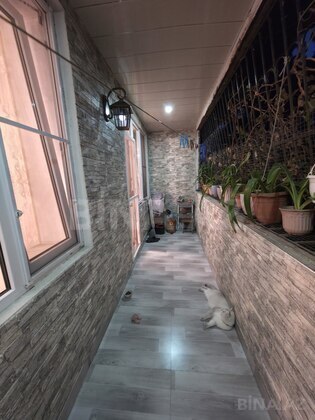 4 otaqlı Köhnə tikili, Qaraçuxur q., Bakı