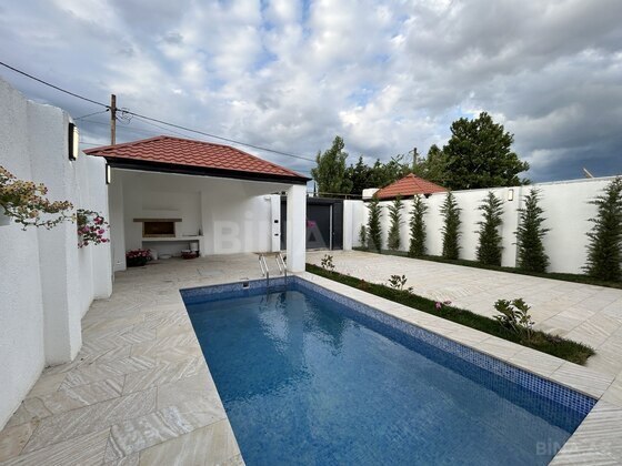 4 otaqlı Həyət evi/Bağ evi, Şüvəlan q., Bakı
