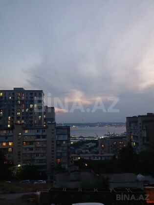 3 otaqlı Köhnə tikili, Həzi Aslanov q., Bakı