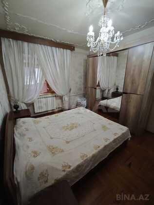 3 otaqlı Köhnə tikili, Neftçilər m., Bakı