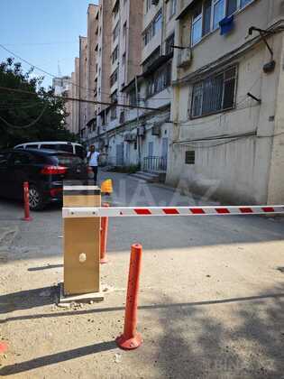 3 otaqlı Köhnə tikili, Neftçilər m., Bakı