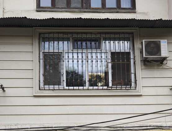 3 otaqlı Köhnə tikili, Neftçilər m., Bakı