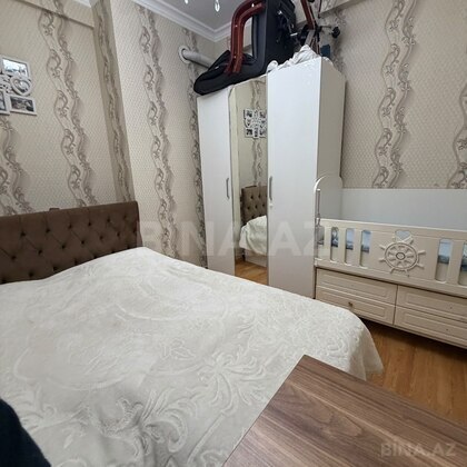 3 otaqlı Yeni tikili, Xırdalan