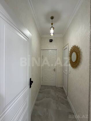 2 otaqlı Köhnə tikili, Memar Əcəmi m., Bakı