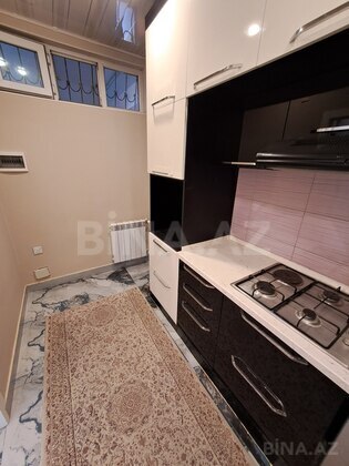 2 otaqlı Yeni tikili, 8-ci mikrorayon q., Bakı