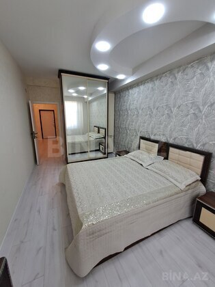 2 otaqlı Yeni tikili, 8-ci mikrorayon q., Bakı